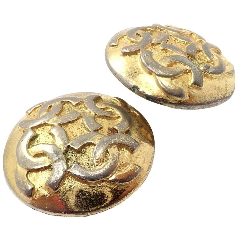 Rare! Vintage Chanel Paris France CC Logos Button Earrings Early 1980's - Picture 2 of 6